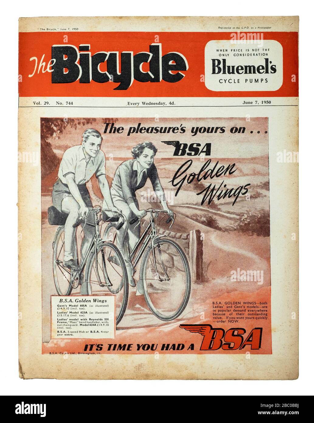 Vintage British 'The Bicycle' cyclisme magazine à partir de juin 1950, faisant la publicité de la BSA 'Golden Wings' tournée vélo sur la couverture avant Banque D'Images