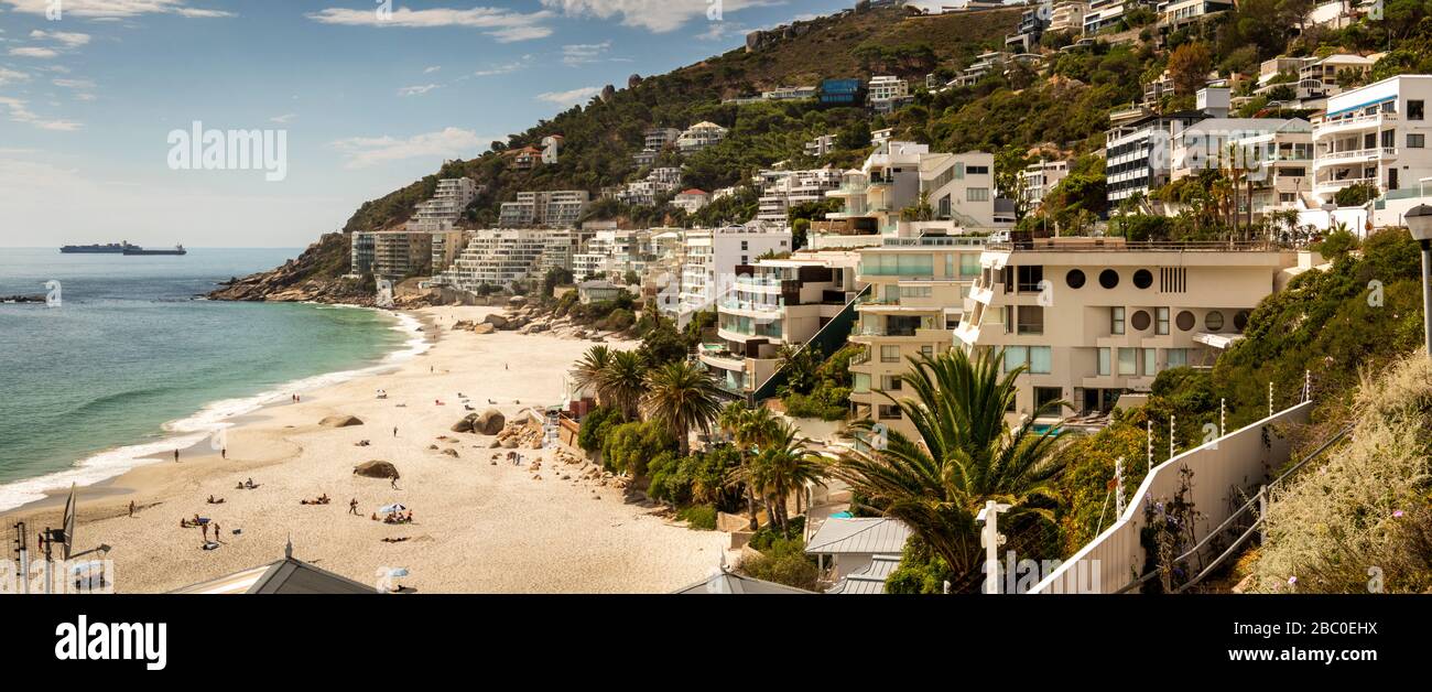 Afrique du Sud, le Cap, Clifton, de coûteux propriétés en bord de mer au-dessus des 1ère et 2ème plages, panoramique Banque D'Images