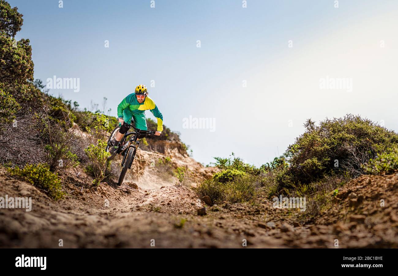 vélo tout terrain homme