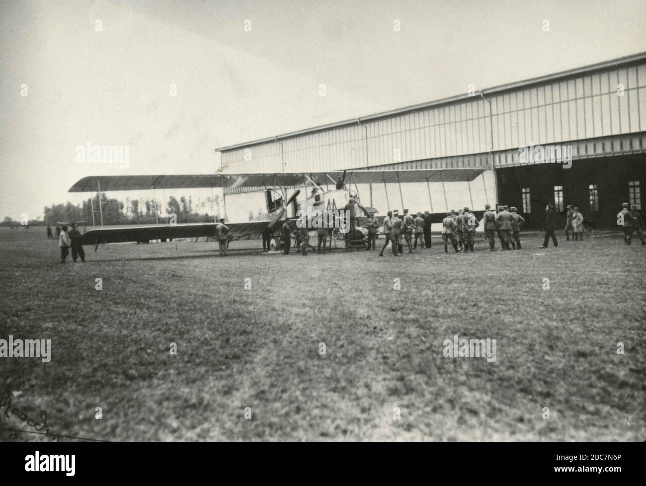 Avion biplans de bombardiers italien Caproni CA.33, Italie 1917 Banque D'Images
