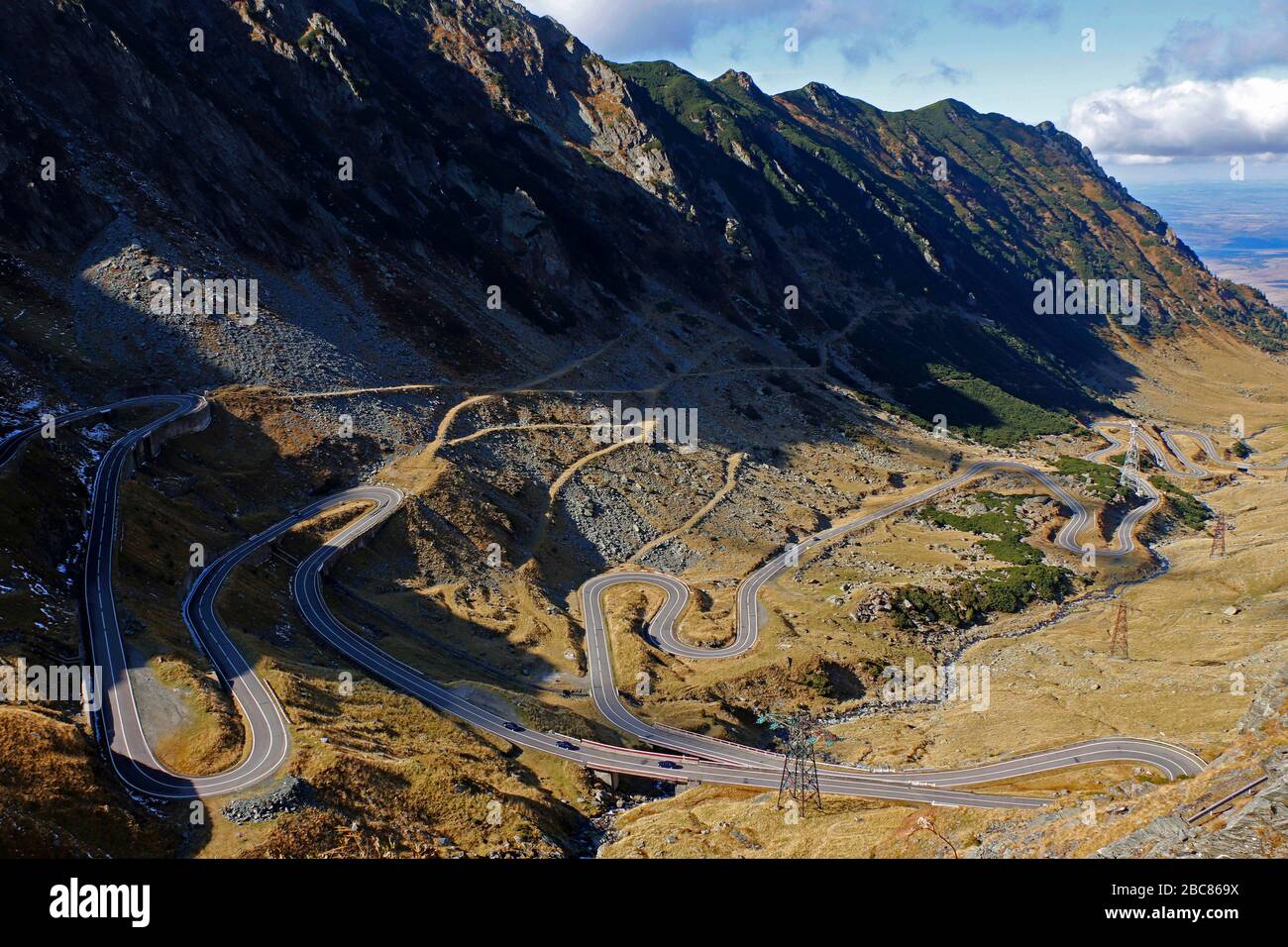 Le passage Transfagarasan est le passage au-dessus des Carpates en Roumanie et est l'une des routes de montagne les plus spectaculaires au monde Banque D'Images
