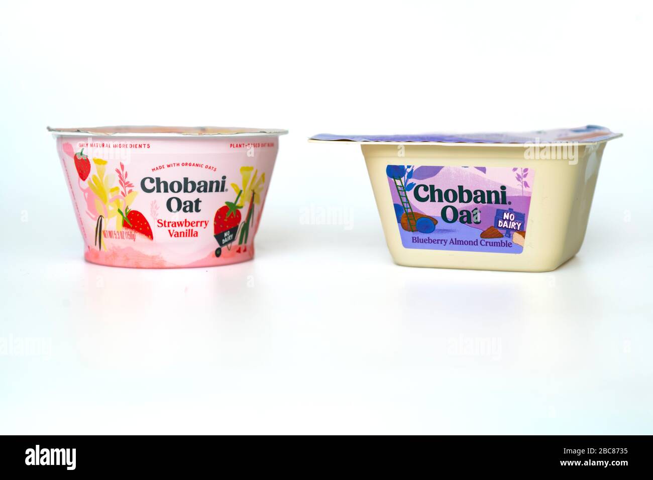 Nourriture de type yaourt non laitier à base d'avoine de Chobani Banque D'Images