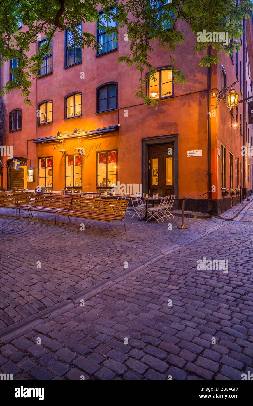 Suède, Stockholm, Gamla Stan, vieille ville, restaurant de la vieille ville, soirée, extérieur Banque D'Images