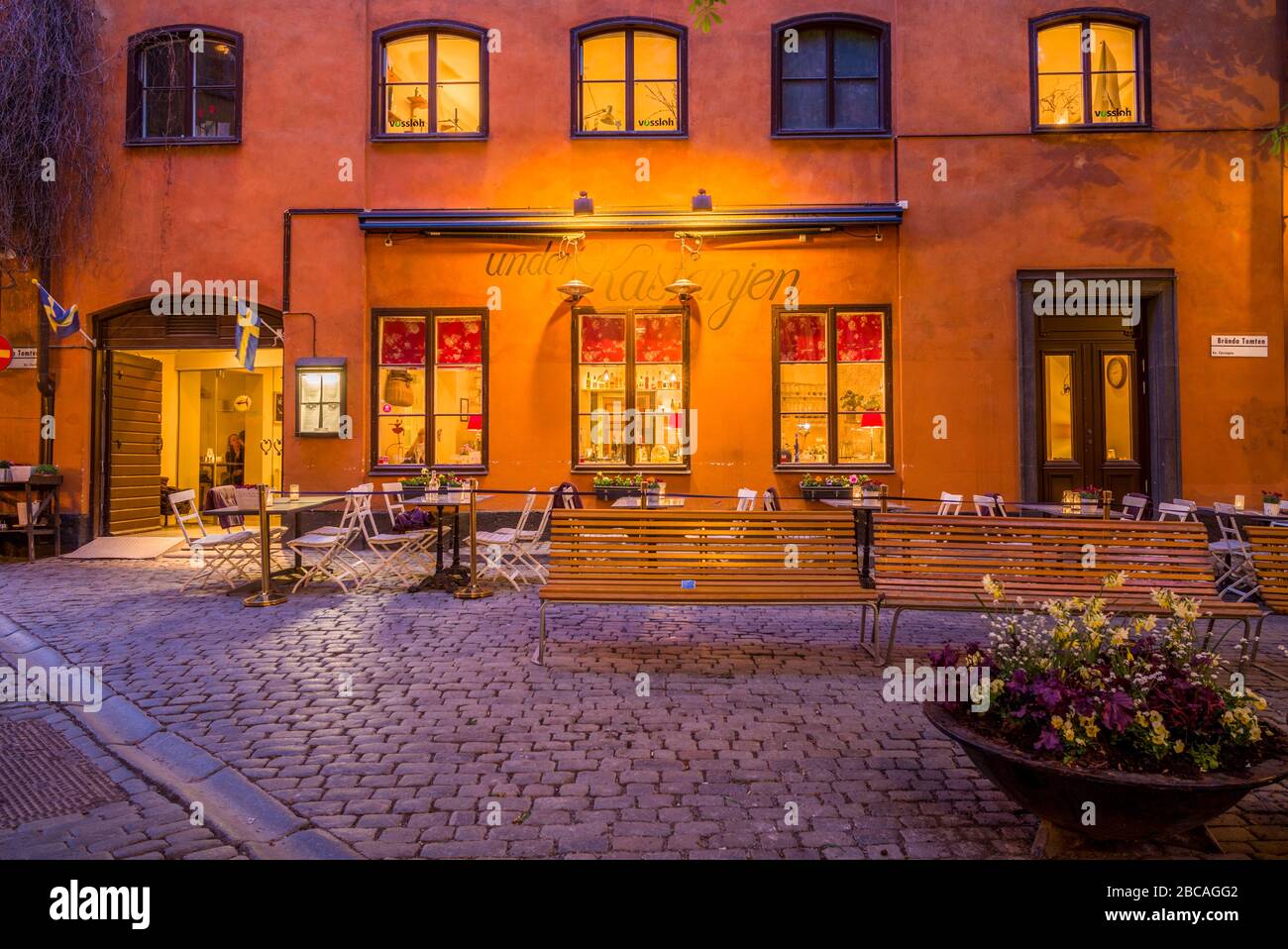 Suède, Stockholm, Gamla Stan, vieille ville, restaurant de la vieille ville, soirée, extérieur Banque D'Images