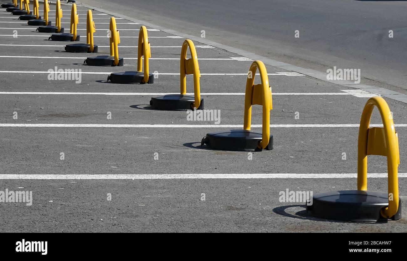 Barrière de parking Banque de photographies et d'images à haute résolution  - Alamy