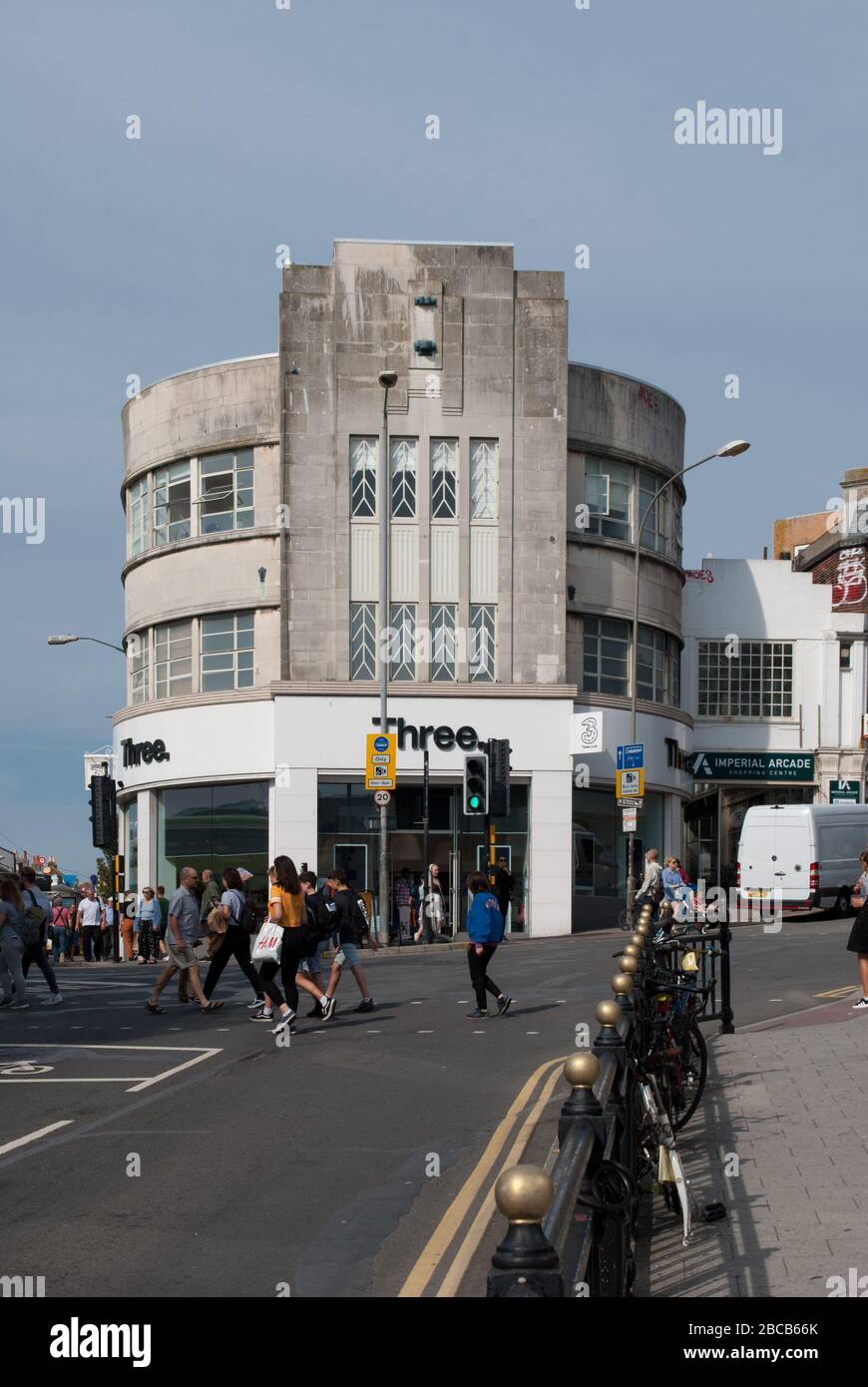 Architecture Art déco des années 1930 Imperial Arcade, Brighton, East Sussex BN1 par Garrett & son Banque D'Images