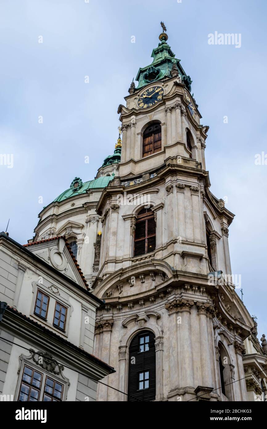 Clocher de l'église Saint-Nicolas, Prague Banque D'Images