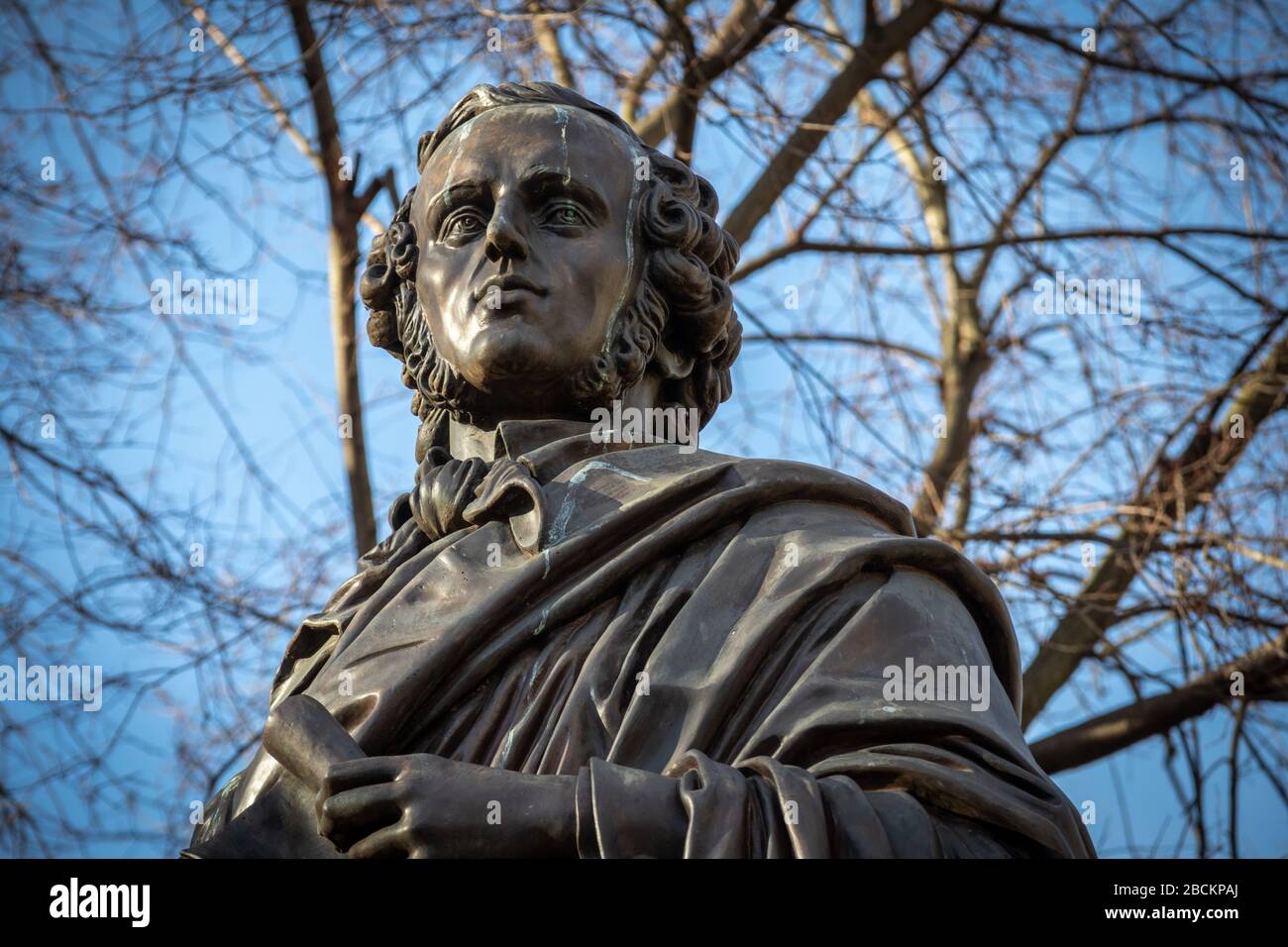 Leipzig, Allemagne, 02-03-2020 Monument du compositeur Felix Mendelssohn-Bartholdy devant l'église Saint-Thomas Banque D'Images
