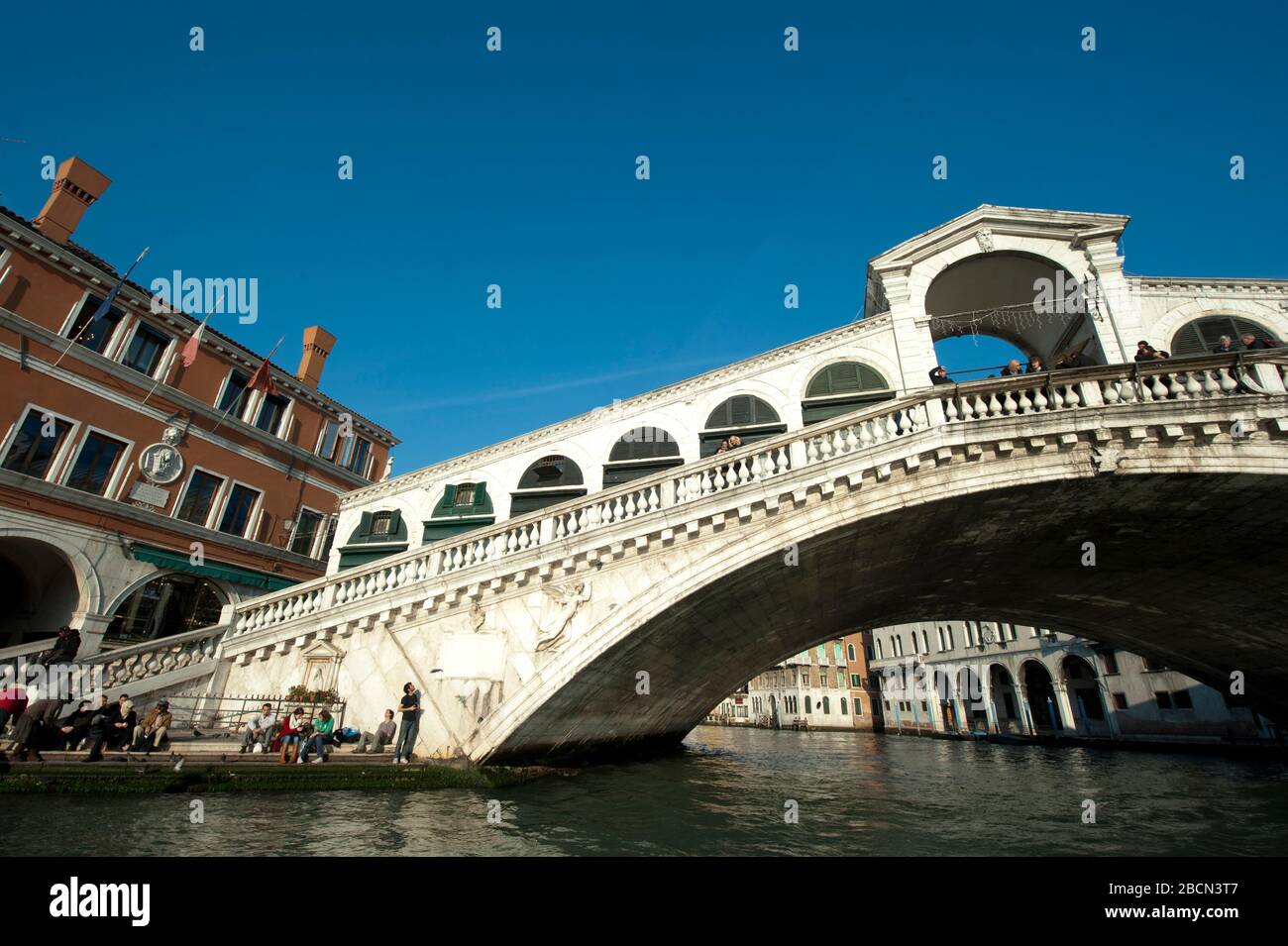 Ponte di Rialto, Grand Canal, Venise, Italie Banque D'Images