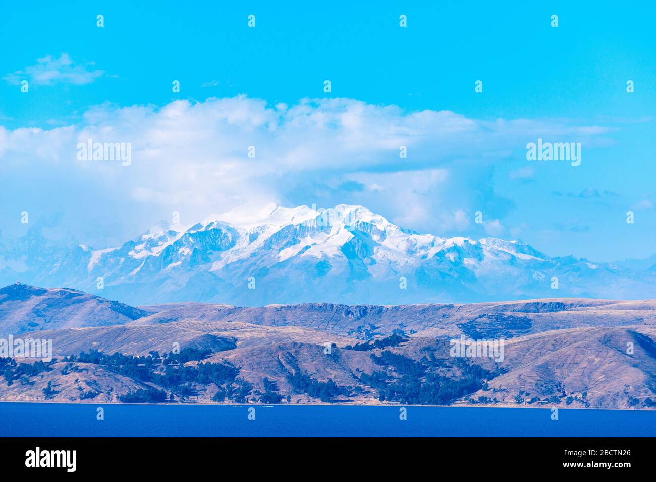 Campagne rurale sur la péninsule de Copacabana à une altitude d'environ 4 000 m, département la Paz, Bolivie, Amérique latine Banque D'Images