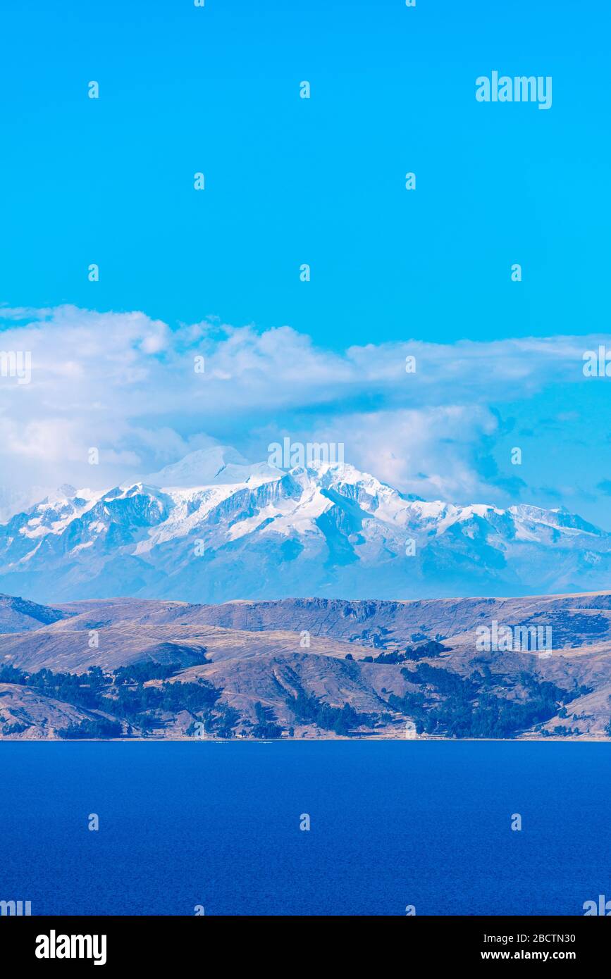 Campagne rurale sur la péninsule de Copacabana à une altitude d'environ 4 000 m, département la Paz, Bolivie, Amérique latine Banque D'Images