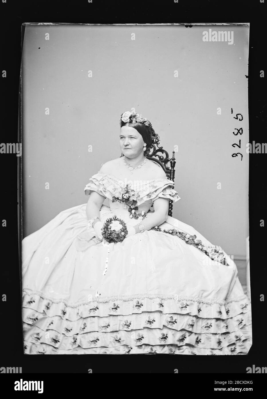 Mary Todd Lincoln. Mary Todd Lincoln était originaire d'une famille de genteel à Lexington, Kentucky. Elle était habituée à avoir de bonnes choses, et comme première dame elle comprenait l'importance de garder les apparences. NPG.81.M139 Banque D'Images