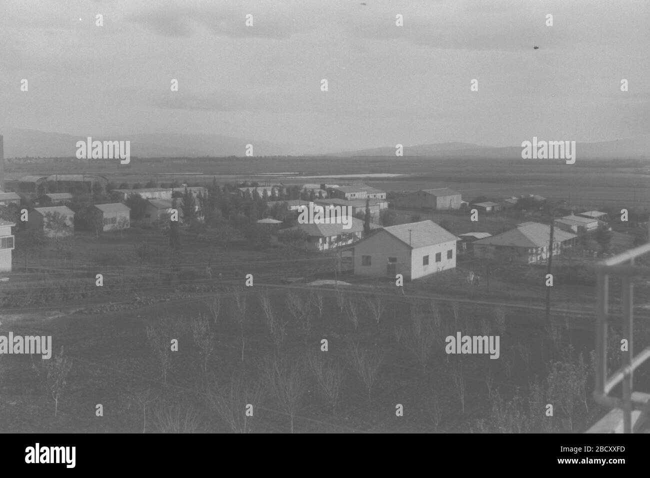 English Une Vue De Kibboutz Sde Nahum Dans La Vallee De Jezreel U E O U O C U Ss O E I I C U U O I Ss O N E U 30 Juin 1946 Ceci Est Disponible Aupres
