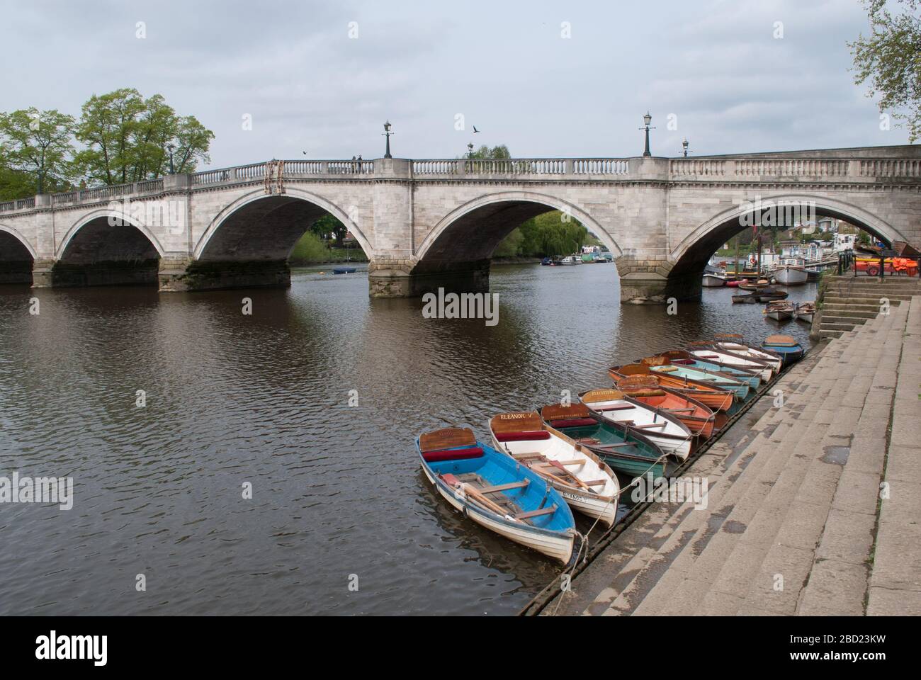 Pont géorgien traverser la rivière Thames Pont de Richmond (A 305), Richmond TW9 1EW par James Paine et Kenton Couse Banque D'Images