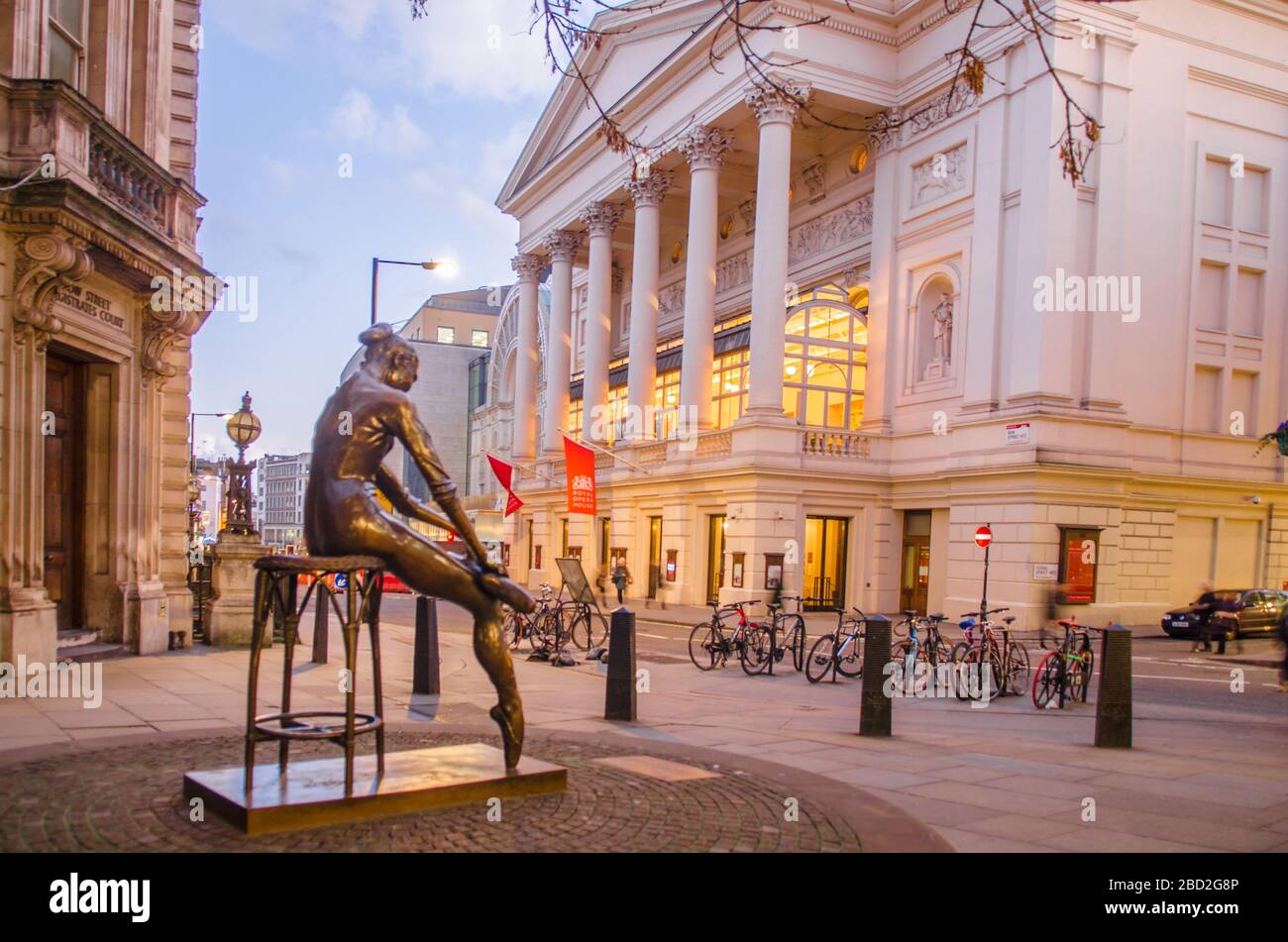 The Royal Opera House, Covent Garden, Londres, Royaume-Uni Banque D'Images