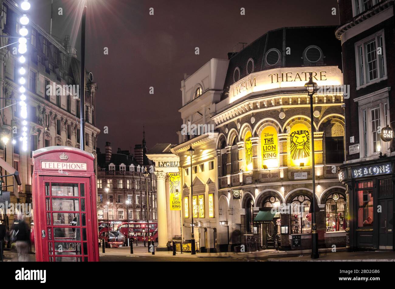 LONDRES- le Lyceum Theatre dans le West End de Londres, près du Strand- l'un des théâtres les plus populaires dans la région accueillant le très su Banque D'Images