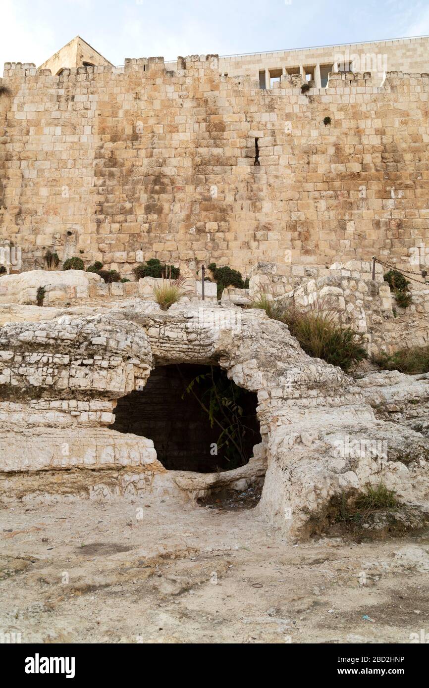 Vestiges archéologiques anciens au jardin HaTkuma (le jardin du roi) à Jérusalem, en Israël. Le jardin se trouve au sud du Mont du Temple. Banque D'Images