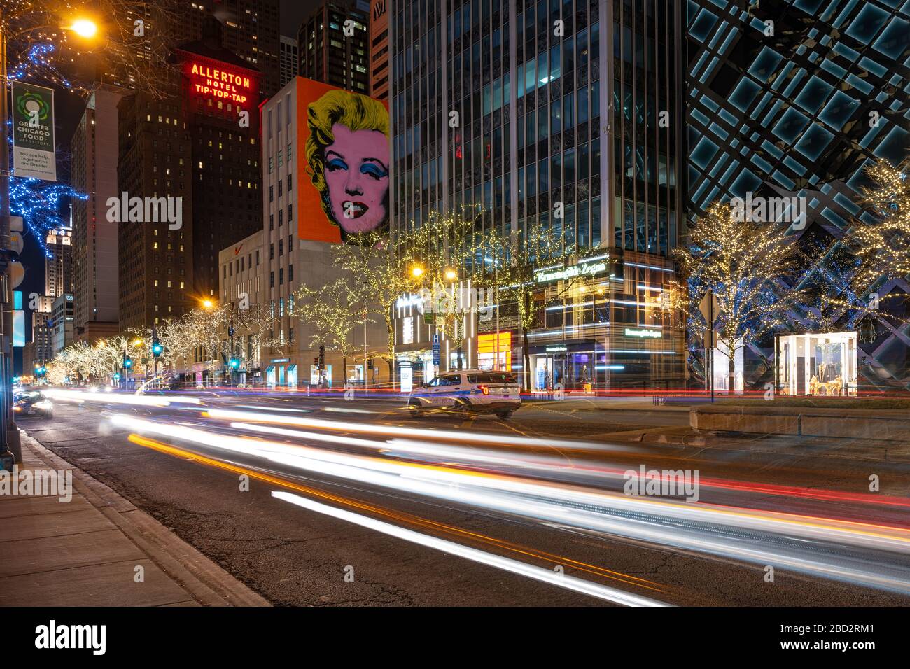 Chicago, le 4 janvier 2020 : fresque de Marilyn Monroe, d'Andy Warhol, dans l'avenue Michigan, publiant une exposition rétrospective des œuvres de Warhol. Banque D'Images