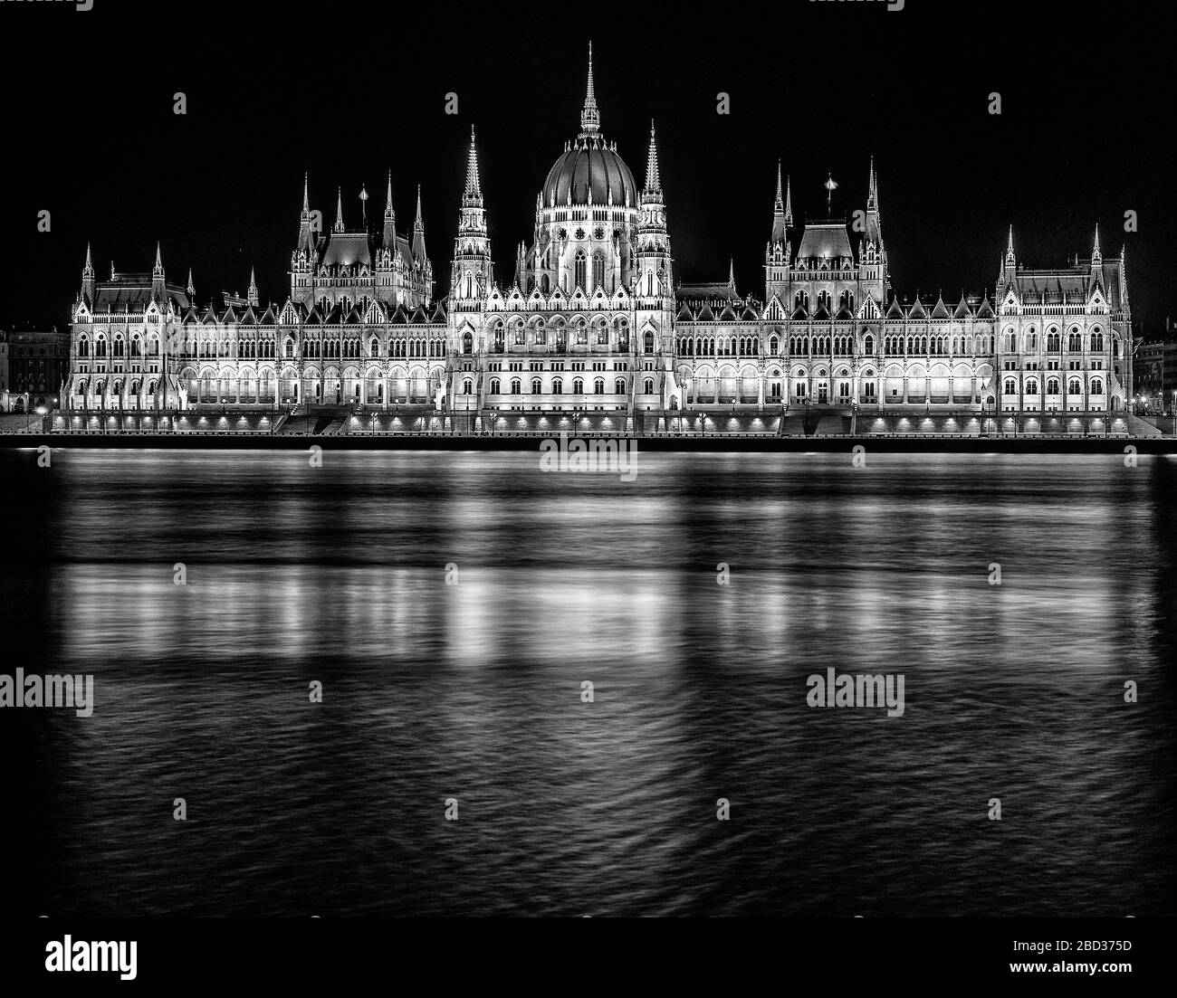 Le Parlement de Budapest Banque D'Images