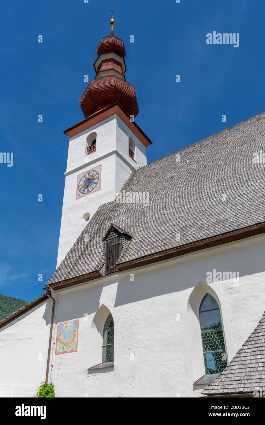 Vue de l'église dans le Ménil, Alpes autrichiennes, Tyrol, Autriche, Europe Banque D'Images