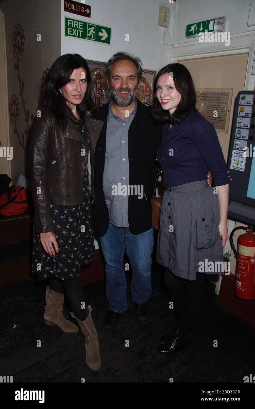 Ronni Ancona Sophie Ellis Bextor Et Sam Mendes Un Grand Nombre De Celebrites Invites Seront En Vigueur Ce Soir Pour Assister A Un Evenement Q A Special Avec Le Realisateur Sam Mendes Pour Son