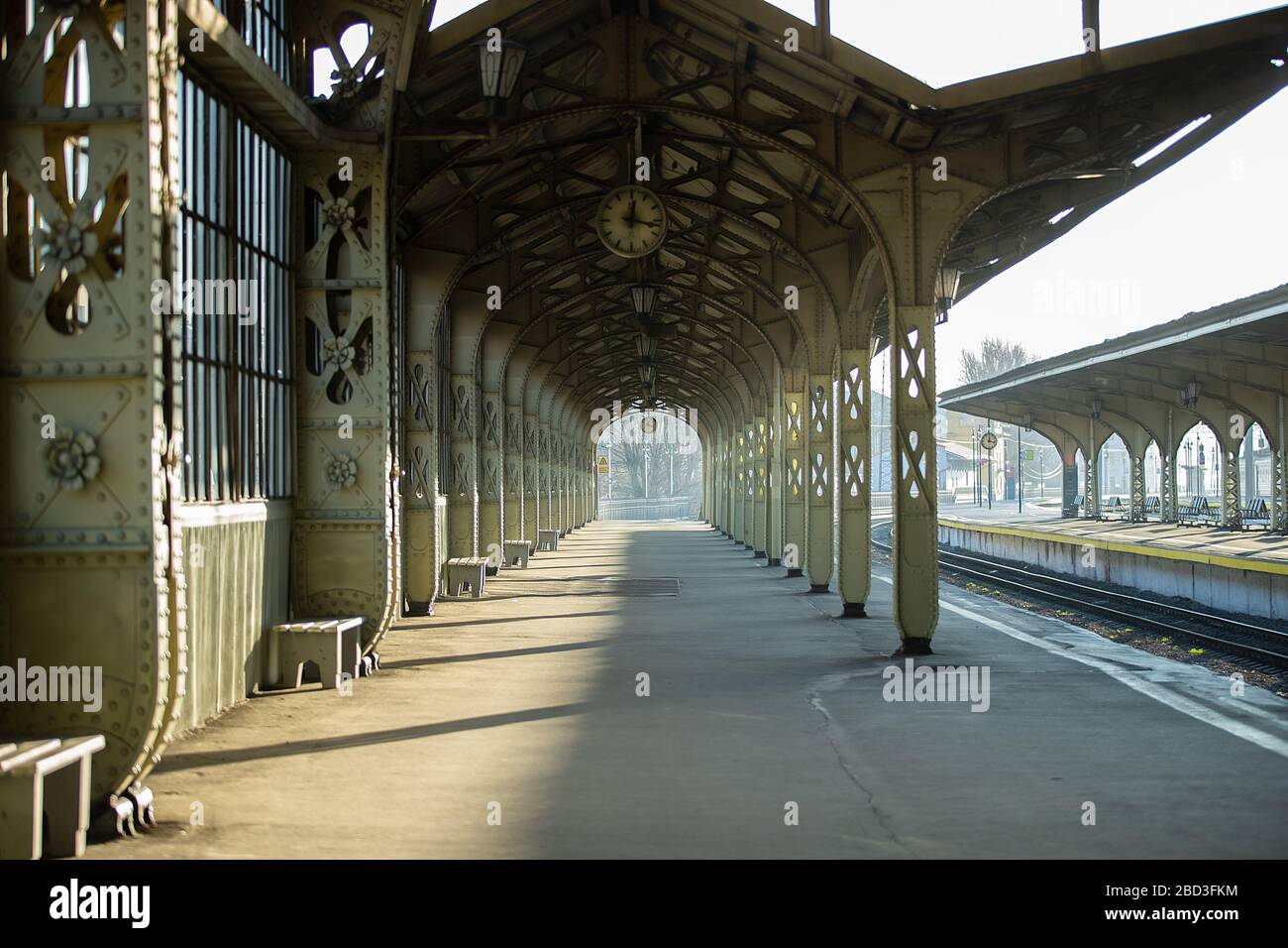Plateforme à la gare de Vitebsk. Saint-Pétersbourg, Russie. Banque D'Images