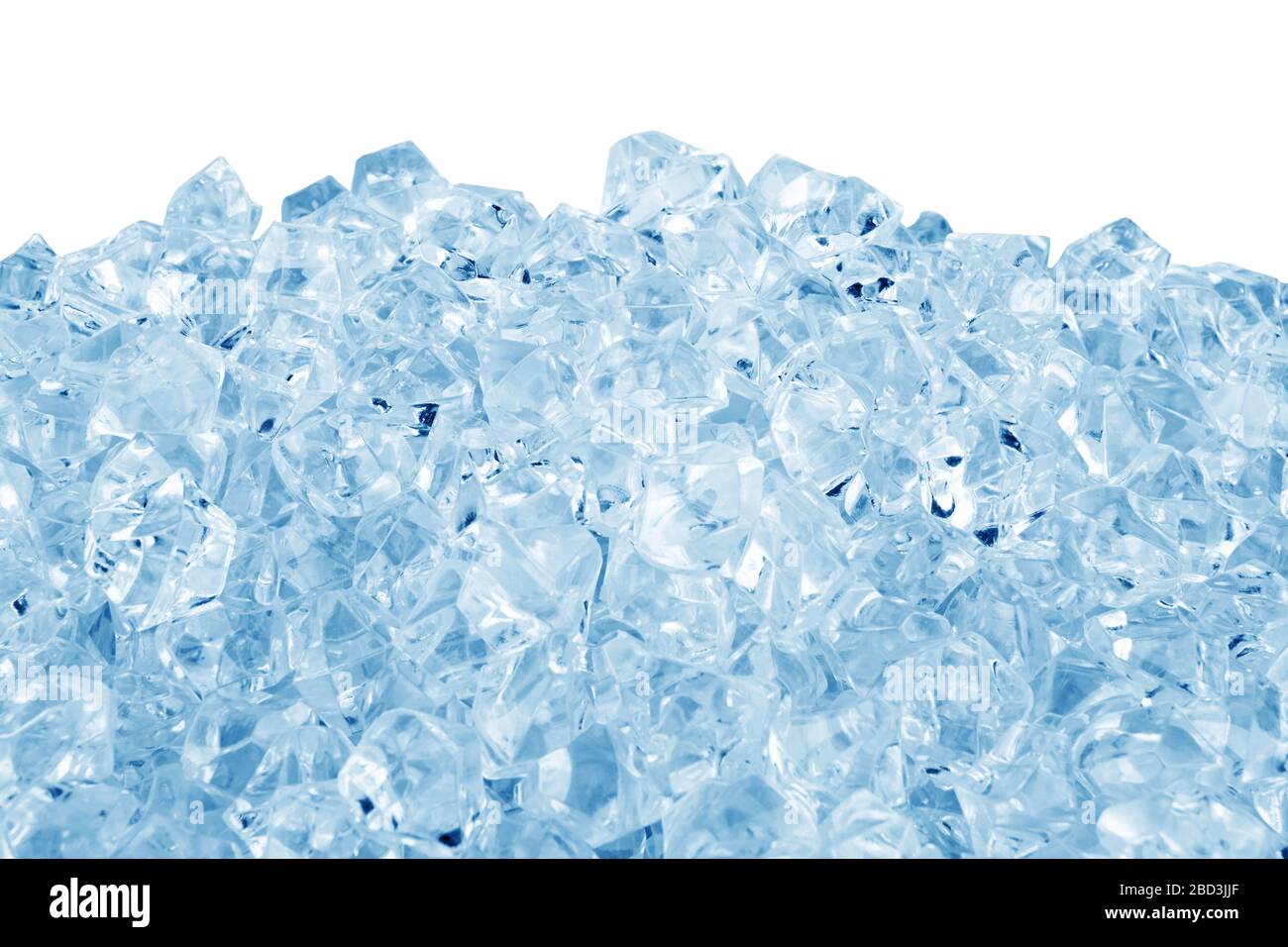 Des cubes de glace isolé sur fond blanc Banque D'Images