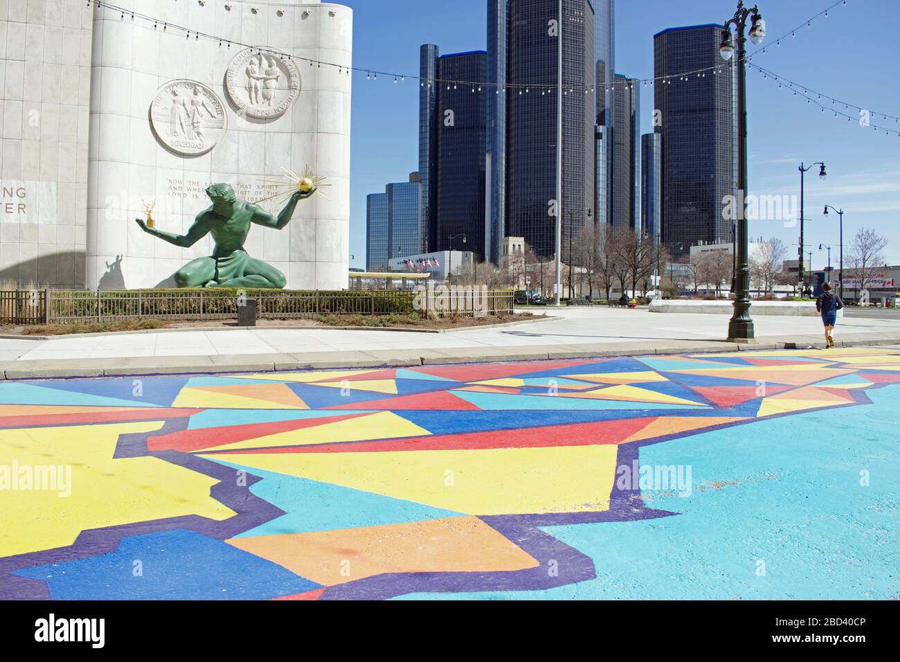 Detroit, Michigan avril Esprit de Detroit Plaza vide et silencieux milieu de journée comme l'escroquerie de Coronavirus a demandé un séjour à l'ordre du jour du sénateur Banque D'Images