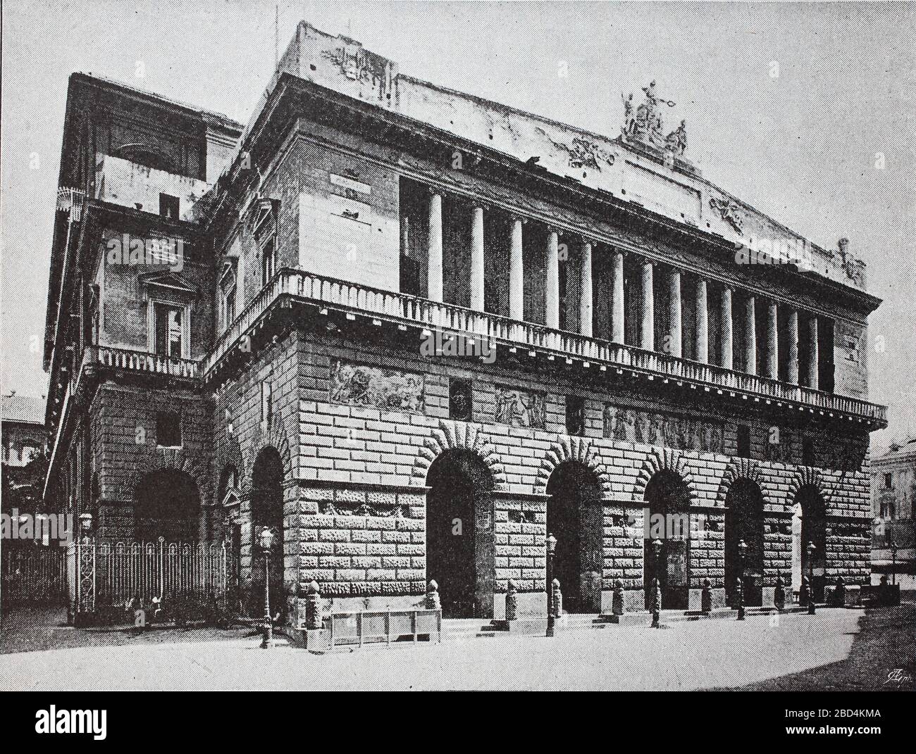 Le Teatro Reale di San Carlo (Théâtre Royal de Saint Charles), tel que initialement nommé par la monarchie Bourbon mais aujourd'hui connu tout simplement comme le Teatro di San Carlo, est un opéra à Naples, Italie / Real Teatro di San Carlo ist das größte Opernhaus à Neapel, Italie, Foto aus 1882, Historisch, numérique amélioration de la reproduction d'un original du XIXe siècle / digitale Reproduktion einer Originalvorlage aus dem 19. Jahrhundert Banque D'Images