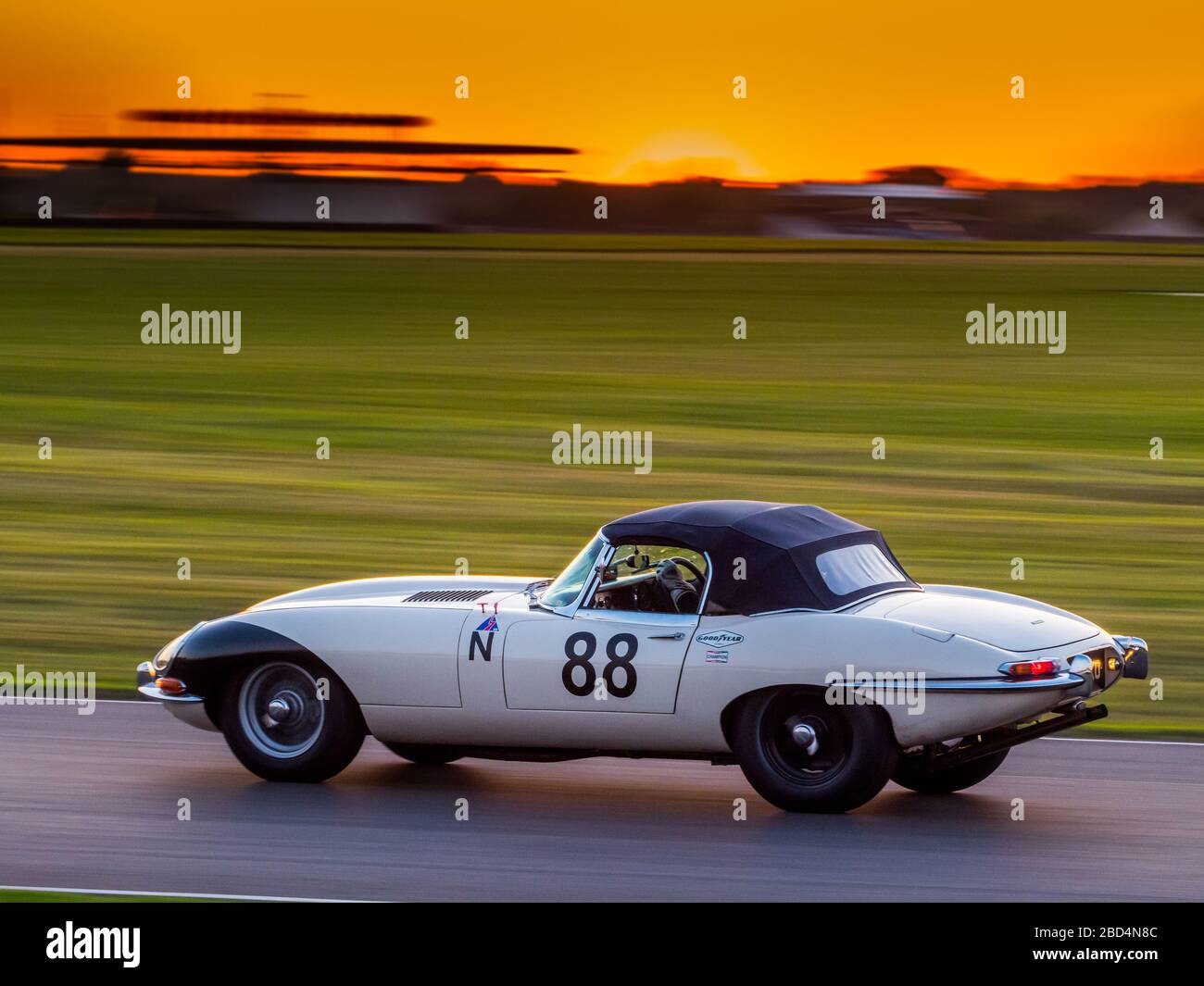 1961 Jaguar E Type, Kinrara Trophy Race, Goodwood Revival 2019 West Sussex Royaume-Uni Banque D'Images
