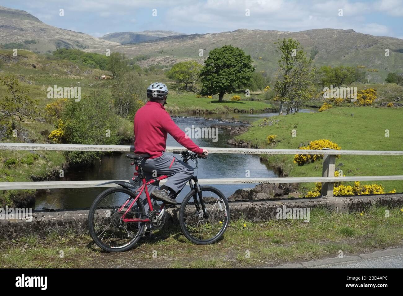 Traversez la péninsule de Morvern en Écosse en vélo jusqu'à Strontian, avec Slow Adventure Banque D'Images