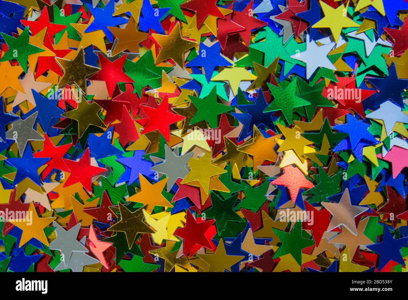 La forme colorée en étoile est le meilleur arrière-plan pour votre design créatif avec espace de copie. Concept festif Banque D'Images