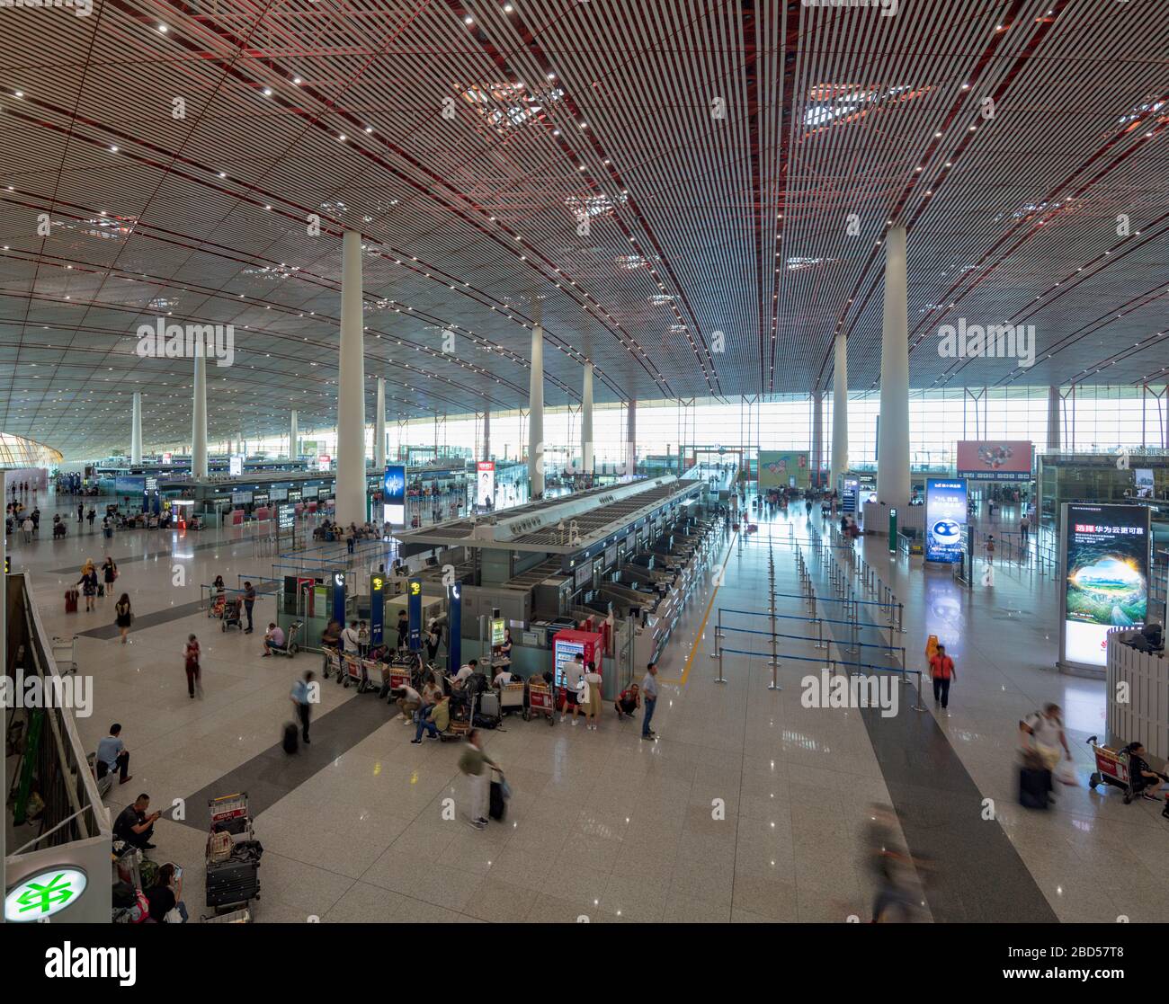 Terminal 3, conçu par Norman Foster et ses partenaires, aéroport international de Beijing Capital Banque D'Images