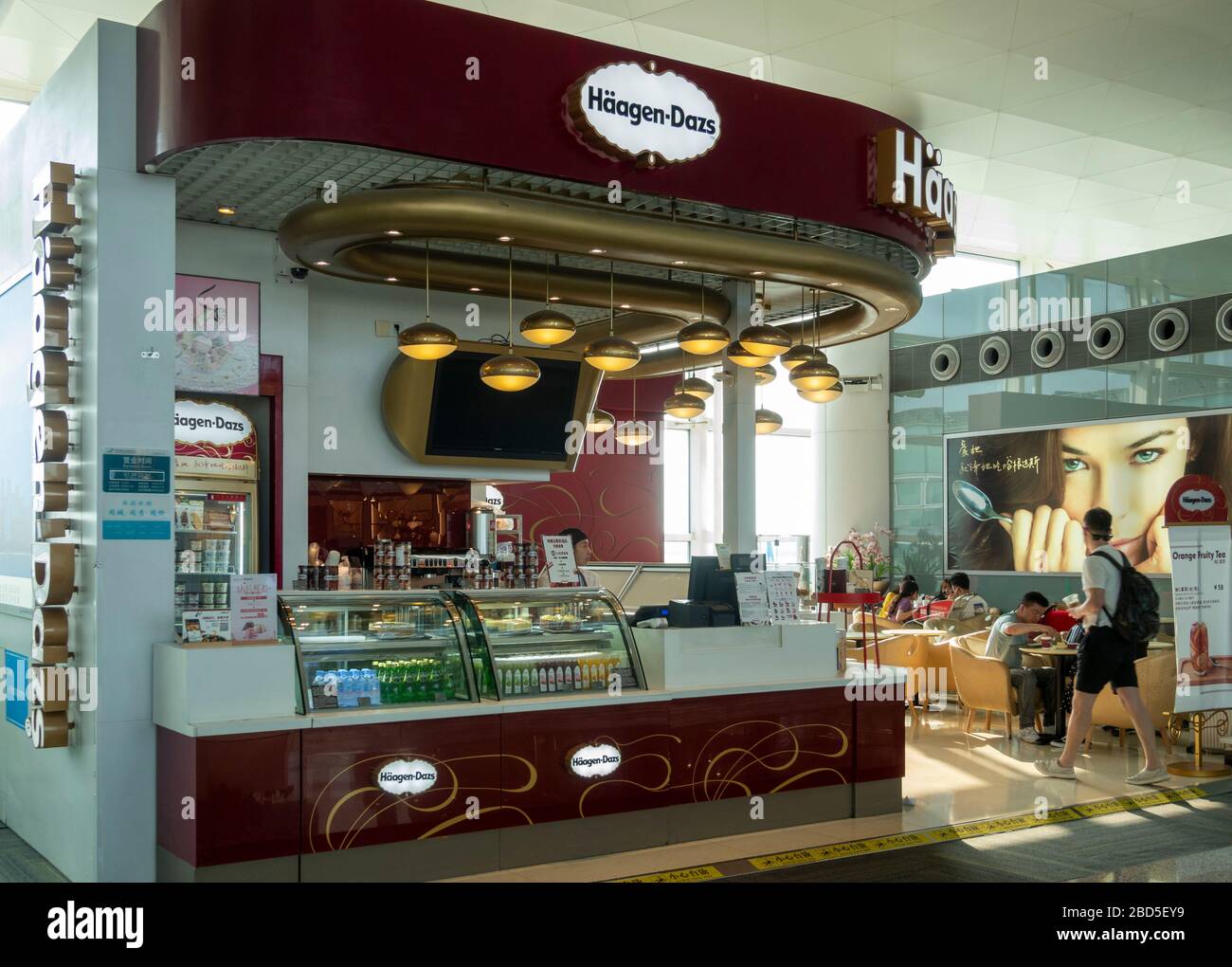 Stand de glace Haagen-Dazs, aéroport de Hangzhou, Chine Banque D'Images