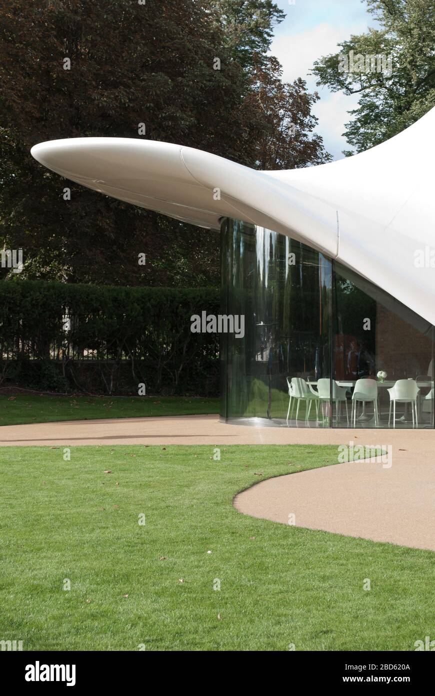 Zaha Hadid Architects Restaurant Serpentine Sackler Gallery, West Carriage Drive, Londres, Banque D'Images Zaha Hadid Architects Restaurant Serpentine Sackler Gallery, West Carriage Drive, Londres, Banque D'Images