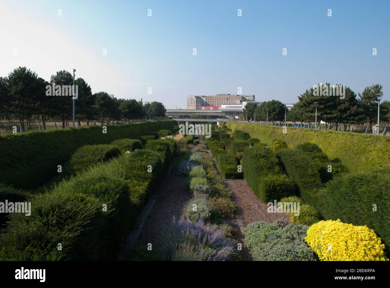 Architecture paysagère Thames Barrier Park, North Woolwich Road, Royal Docks, Londres E 16 2 HP Patel Taylor Group Signes Alain Provost Alain Cousseran Banque D'Images