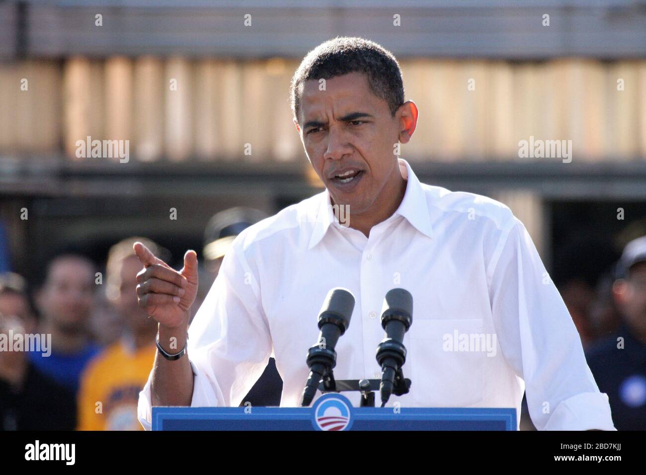 Barack Obama s'est exprimé lors d'un rassemblement au Mayfair Diner à Philadelphie le 11 octobre 2008. Crédit: Scott Weiner / MediaPunch Banque D'Images