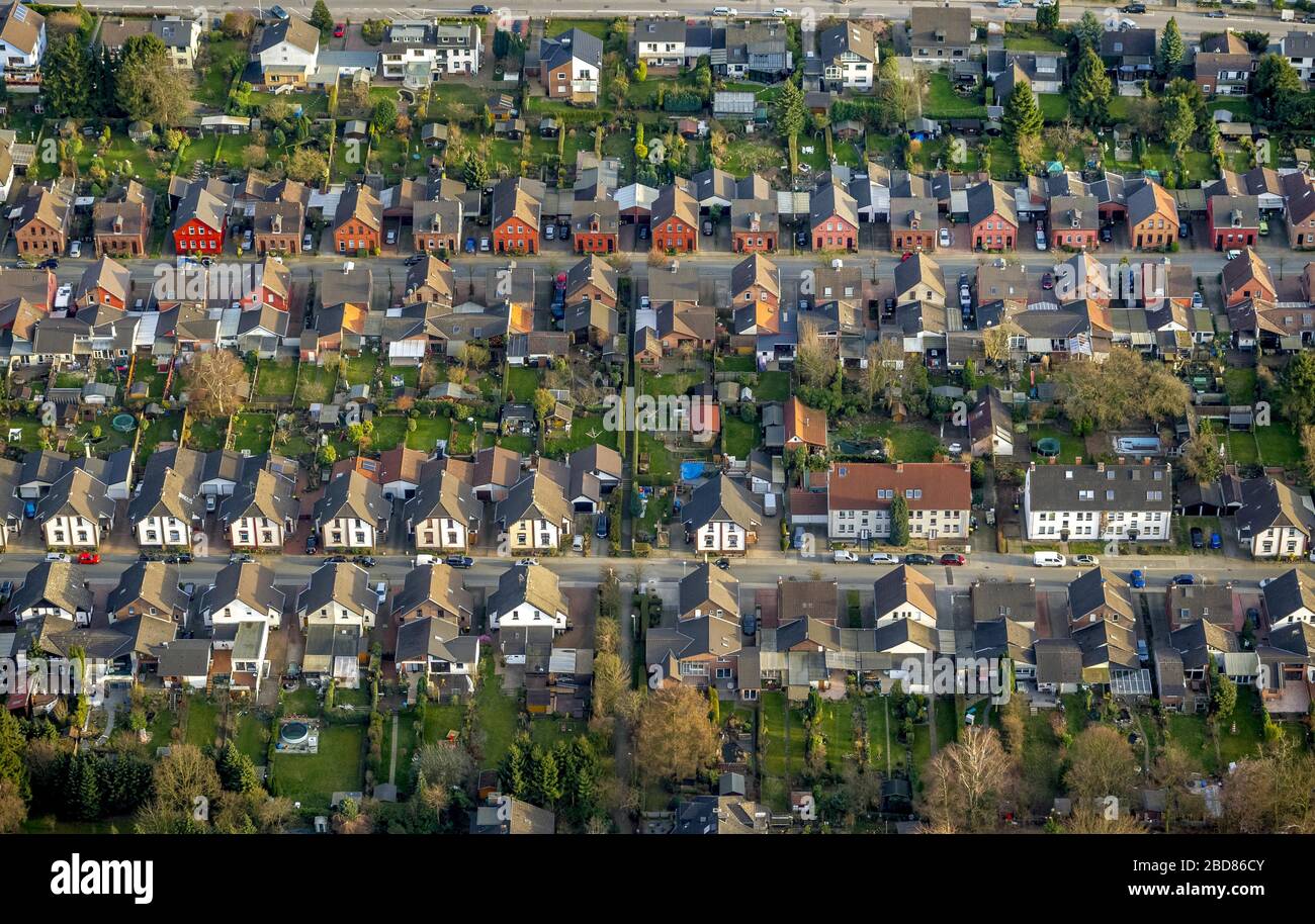 Résidentiel Mausegattsiedlungavec maisons historiques de rangée et jardins de cour, 24.02.2014, vue aérienne, Allemagne, Rhénanie-du-Nord-Westphalie, Ruhr zone, Muelh Banque D'Images
