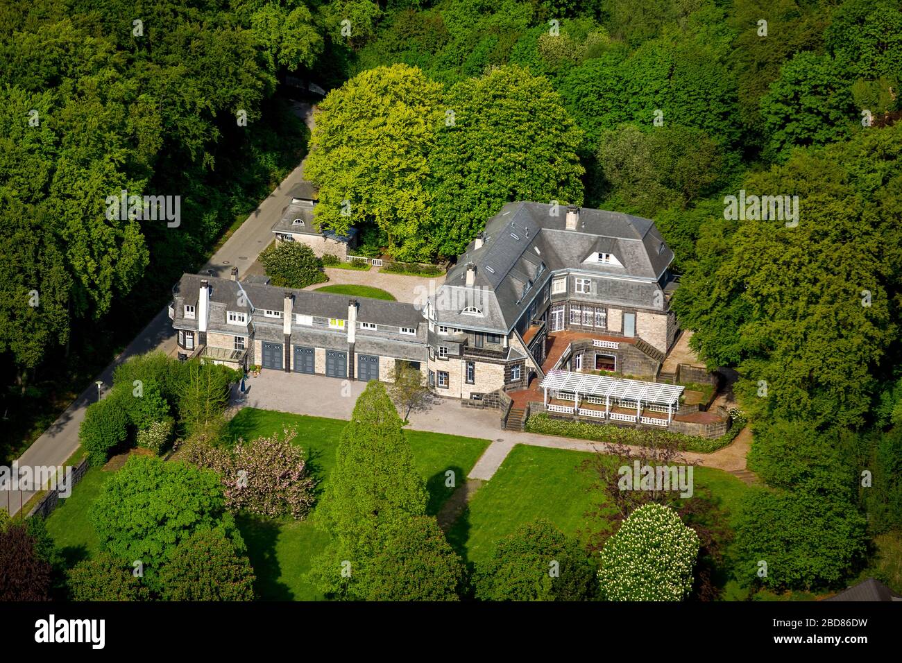 , Hohenhof- Art Nouveau-Mansion du Musée d'Osthaus sur la rue Stirnband à Hagen, 09.05.2016, vue aérienne, Allemagne, Rhénanie-du-Nord-Westphalie, Ruhr Area, Hagen Banque D'Images