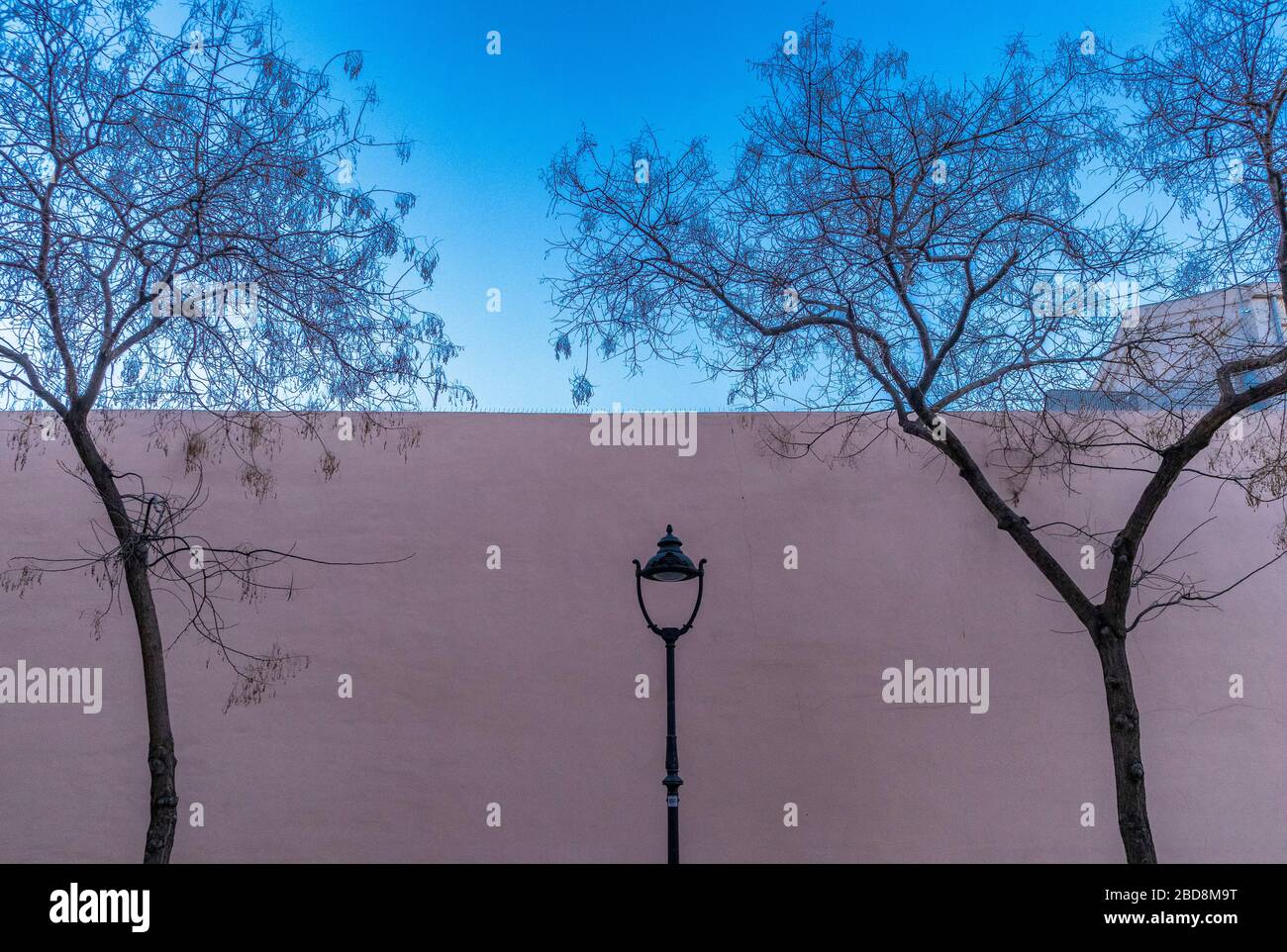 Style minimaliste de ce lampadaire Banque D'Images