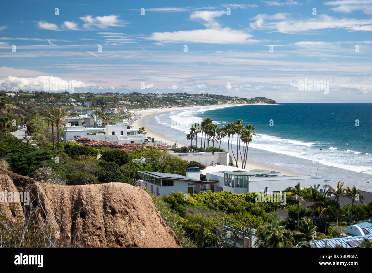 En direction de point Dume à la plage de Trancas, Malibu, Californie Banque D'Images