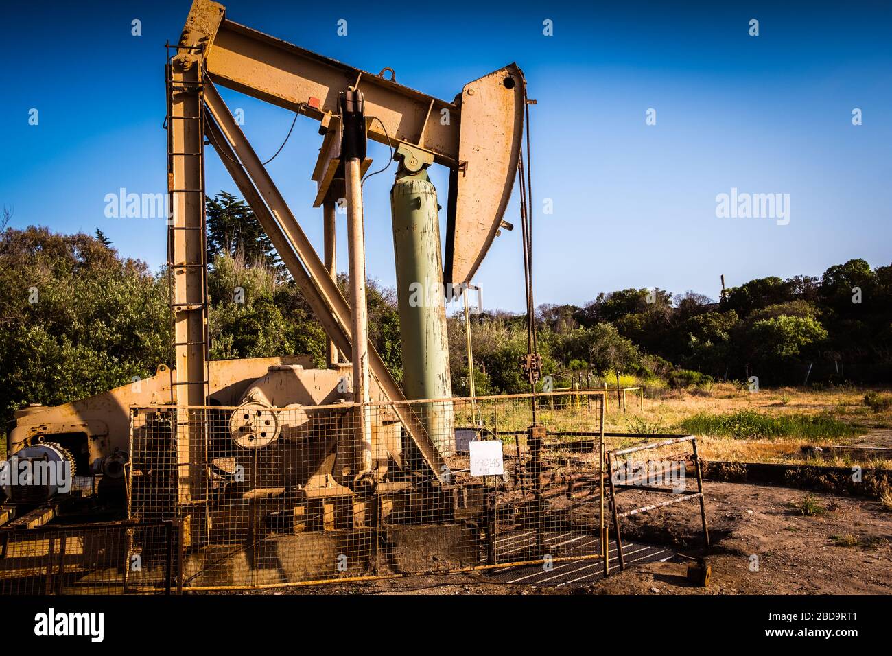 Cric de pompe pour l'industrie pétrolière en Californie Banque D'Images