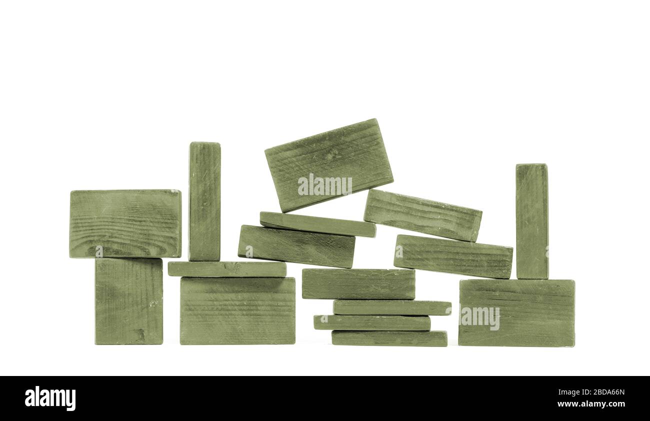 Blocs de construction vert vintage isolés sur fond blanc Banque D'Images