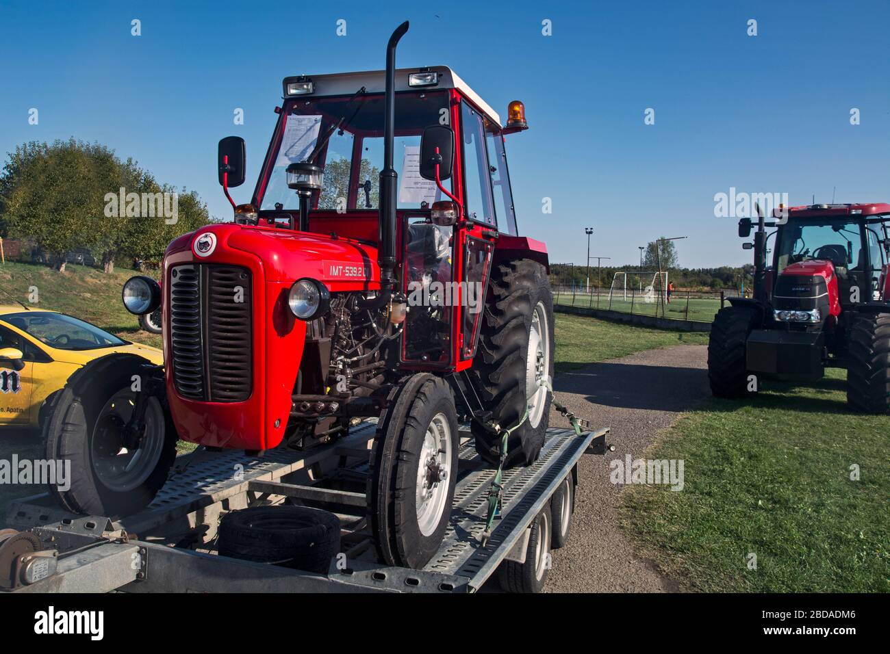 Jasia Tomic, Serbie, 29 septembre 2019. Présentation de nouveaux tracteurs IMT de Jarkovac au salon agricole local. Banque D'Images
