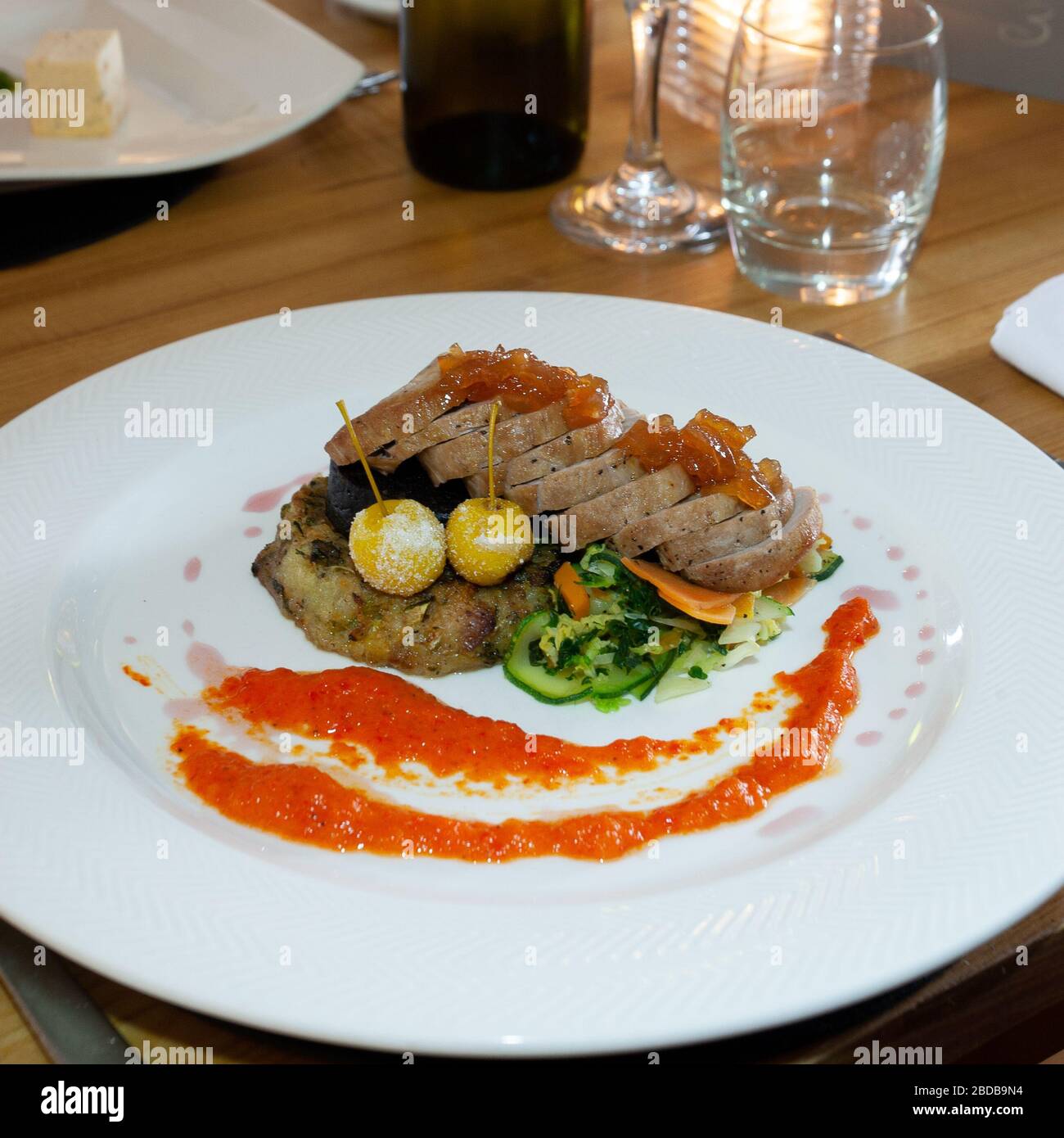 Porc avec farce Banque D'Images