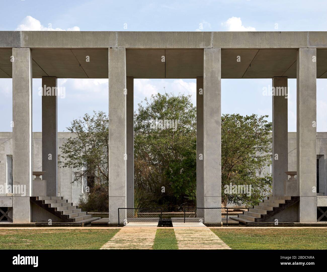 Entrée principale au centre des arts. Plantel Matilde, Yucatan, Mexique. Architecte: Javier Marín et Arcadio Marín, 2020. Banque D'Images