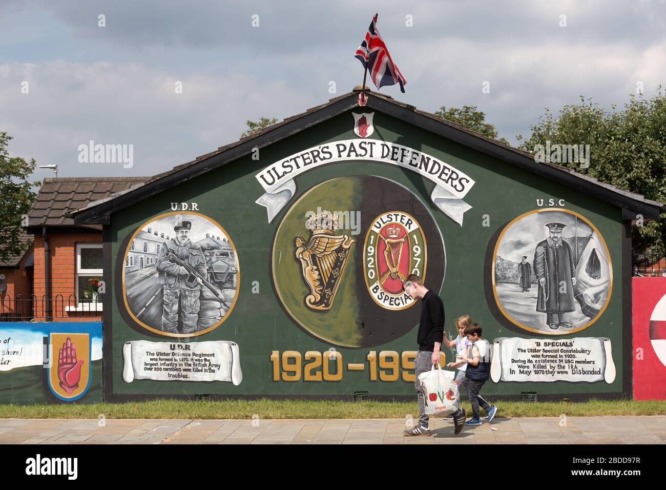 15.07.2019, Belfast, Irlande du Nord, Grande-Bretagne - murale politique dédiée à l'armée britannique, Newtownards Road, Protestants East Belfast. 00A19 Banque D'Images