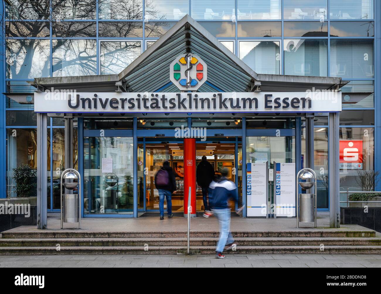 09.03.2020, Essen, Rhénanie-du-Nord-Westphalie, Allemagne - Hôpital universitaire Essen. 00X200309D007CAROEX.JPG [AUTORISATION DU MODÈLE : NON, AUTORISATION DE PROPRIÉTÉ : NON (C) C Banque D'Images