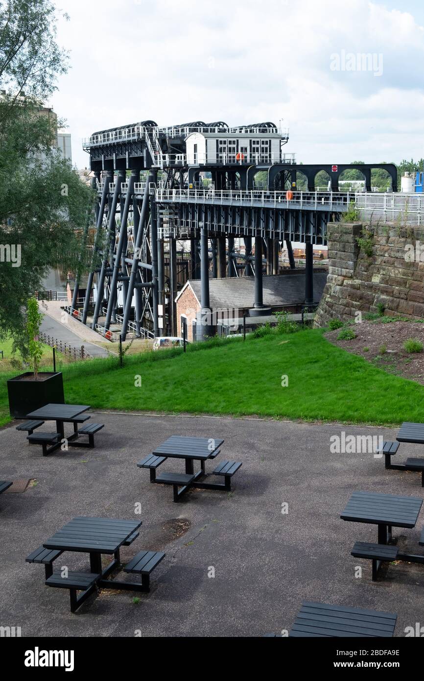 The Anderton Boat Lift; Northwich; Cheshire; Angleterre; Banque D'Images