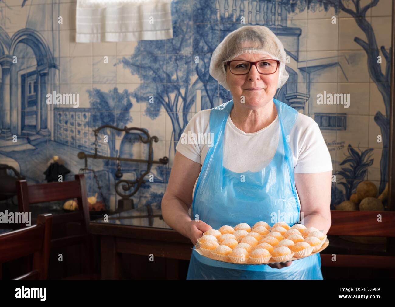 Dona Ercilia à Pasteleria Conventual Pão de Rala, à Évora, Alentejo, Portugal Banque D'Images